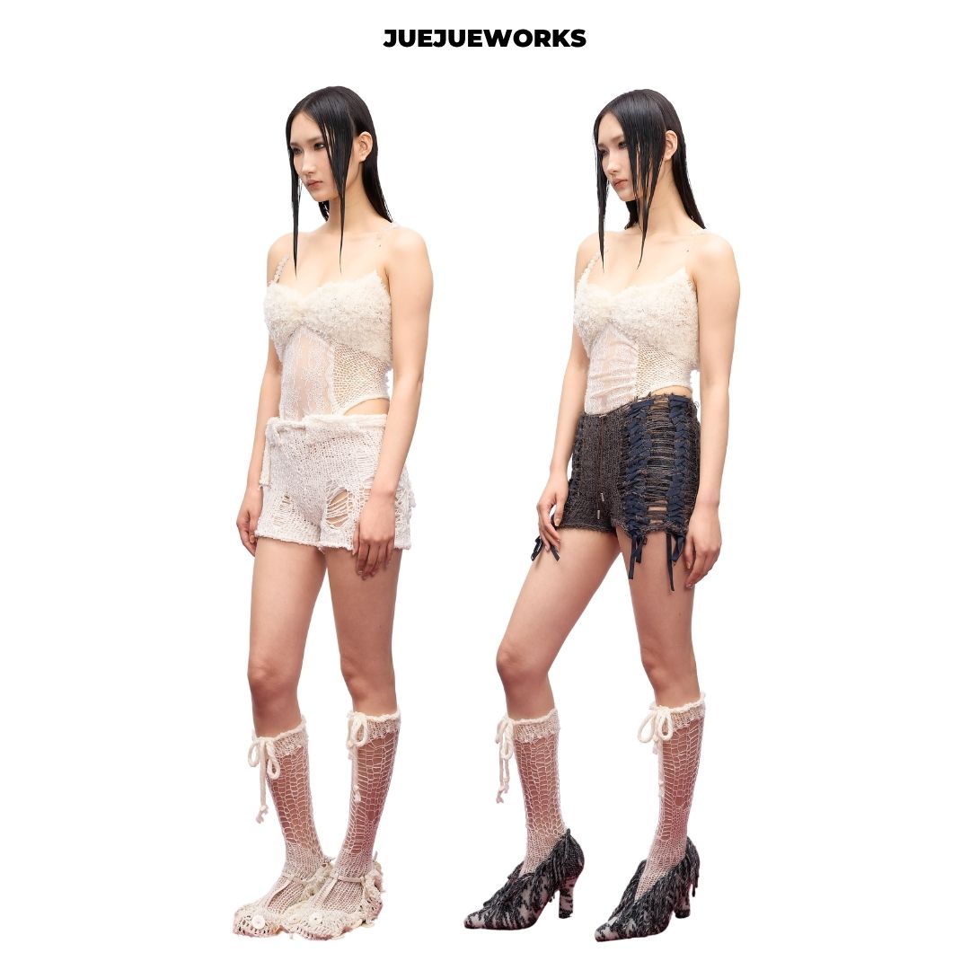 JUEJUEWORKS Hand-Knit Lace-Up Open-Knit Slouchy Socks Avant-Garde Knee-High Leg Warmers